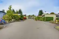 96 15875 20 AVENUE - thumbnail 4