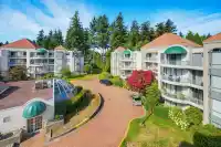 402 1765 MARTIN DRIVE - thumbnail 23