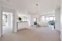 402 1765 MARTIN DRIVE - thumbnail 9