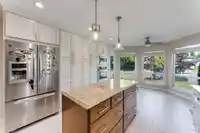 14854 21 AVENUE - thumbnail 11