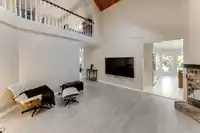 14854 21 AVENUE - thumbnail 18