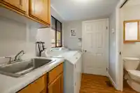 2570 142 STREET - thumbnail 21