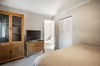 2570 142 STREET - thumbnail 22