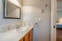 2570 142 STREET - thumbnail 26