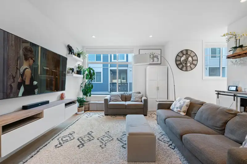 13 2328 167A STREET - photo 2 of 33