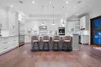 2700 127 STREET - thumbnail 7