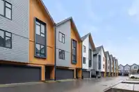 56 16685 25 AVENUE - thumbnail 1