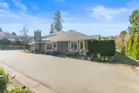 33 2672 151 STREET - thumbnail 3
