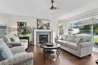 33 2672 151 STREET - thumbnail 6