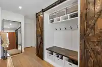 952 LEE STREET - thumbnail 11