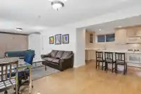 952 LEE STREET - thumbnail 32
