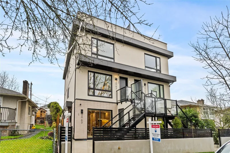 1 4963 CHESTER STREET - photo 1 of 25