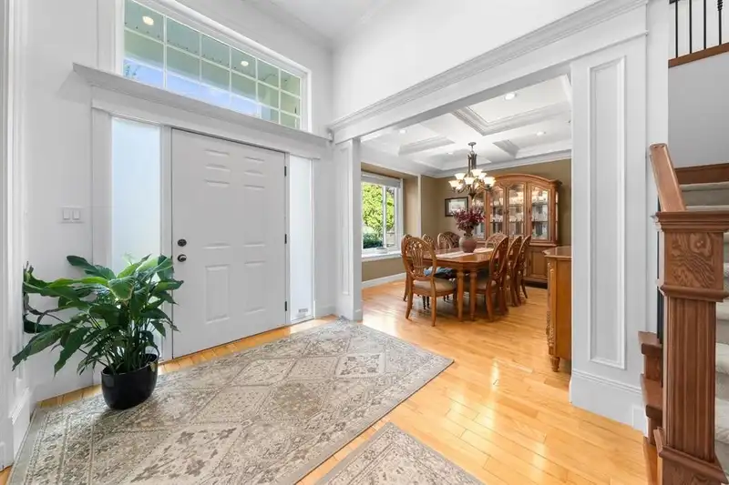 1328 STEVENS STREET - photo 3 of 25
