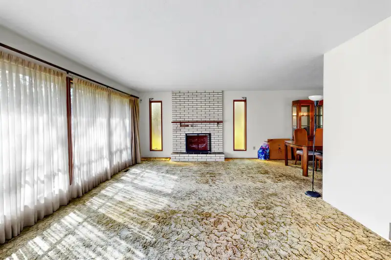 2117 180 STREET - photo 4 of 21