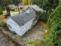 12469 23 AVENUE - thumbnail 32