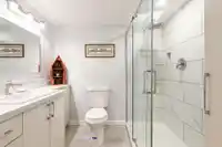 203 1460 MARTIN STREET - thumbnail 16