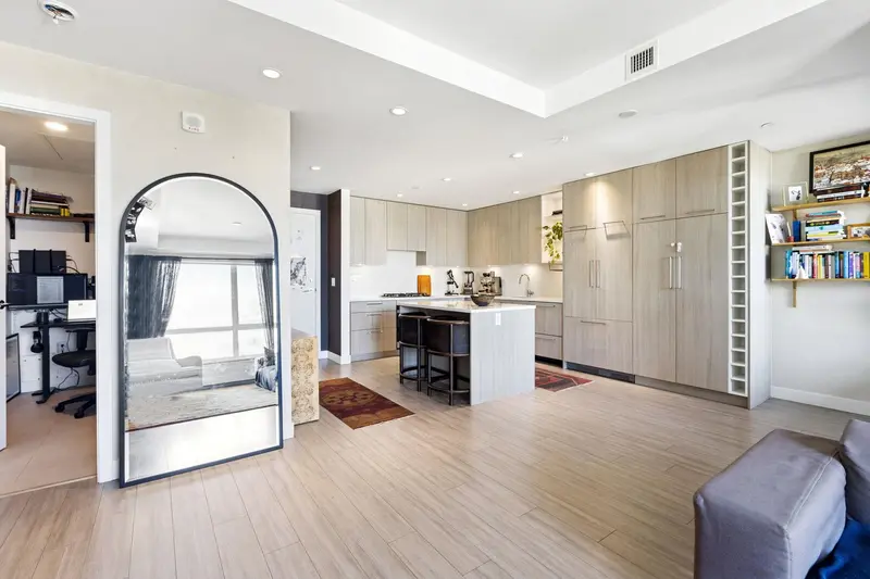 303 707 E 3RD STREET - photo 1 of 25