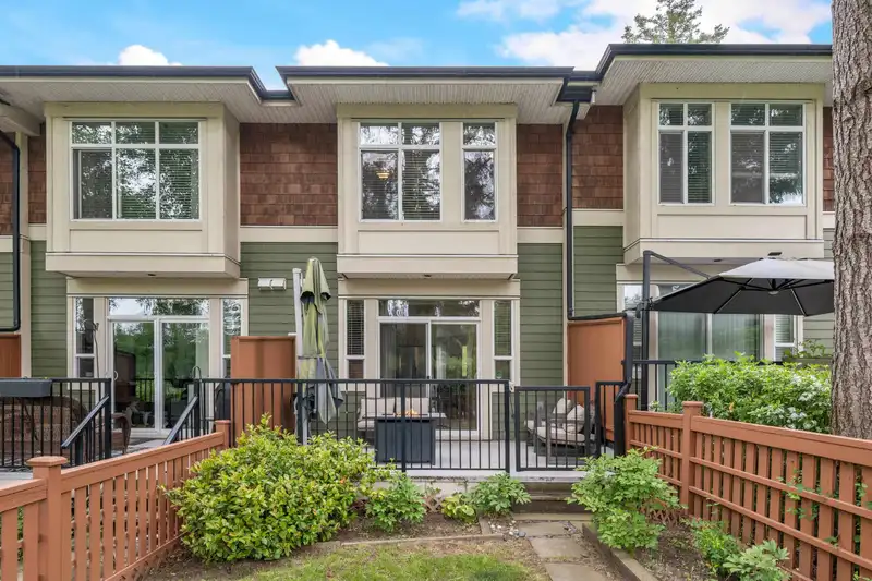 53 2929 156 STREET - photo 2 of 40