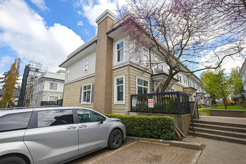 66 15833 26 AVENUE - photo 4 of 40