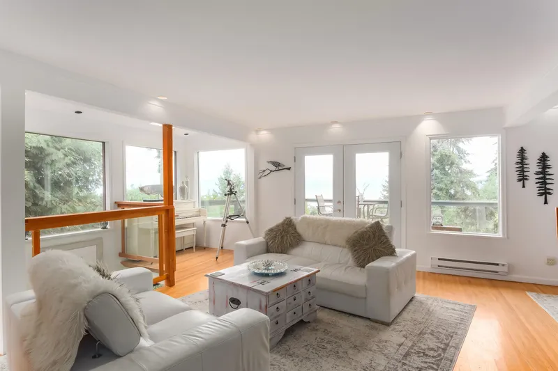 20 OCEANVIEW ROAD - photo 2 of 20