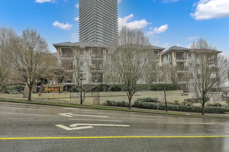 311 2088 BETA AVENUE - photo 2 of 25