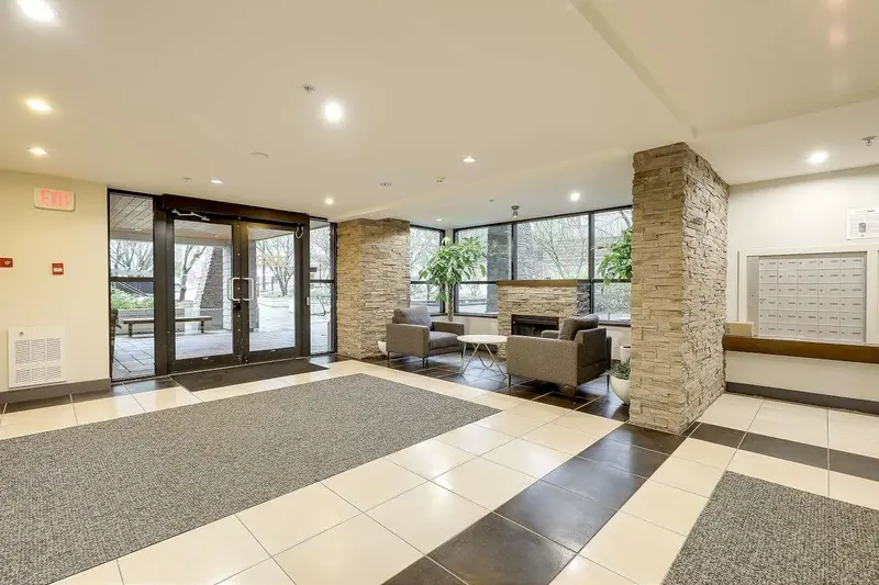 311 2088 BETA AVENUE - photo 4 of 25