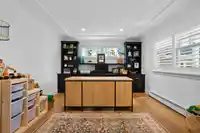 13892 MARINE DRIVE - thumbnail 13