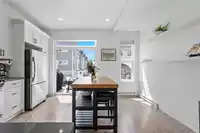 36 16228 16 AVENUE - thumbnail 4