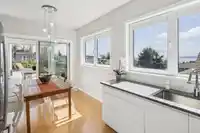 956 KENT STREET - thumbnail 10