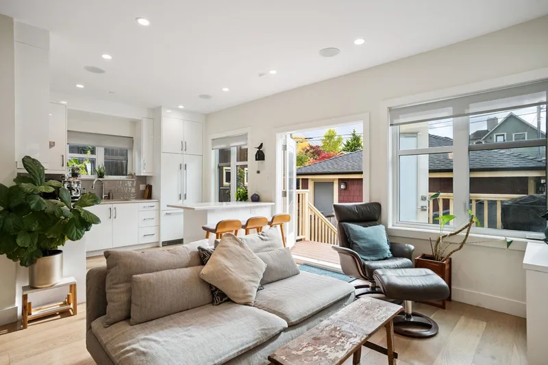 764 E 14TH AVENUE - photo 1 of 25