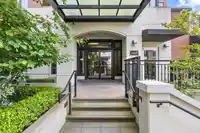 170 2940 KING GEORGE BOULEVARD - thumbnail 2