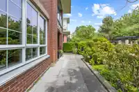 170 2940 KING GEORGE BOULEVARD - thumbnail 31