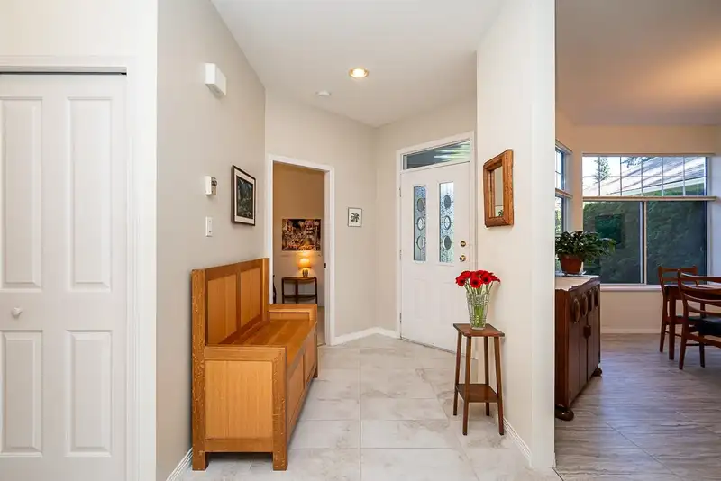 87 2533 152 STREET - photo 4 of 40