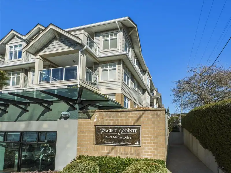 409 15621 MARINE DRIVE - photo 1 of 29