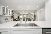 203 15152 RUSSELL AVENUE - thumbnail 9