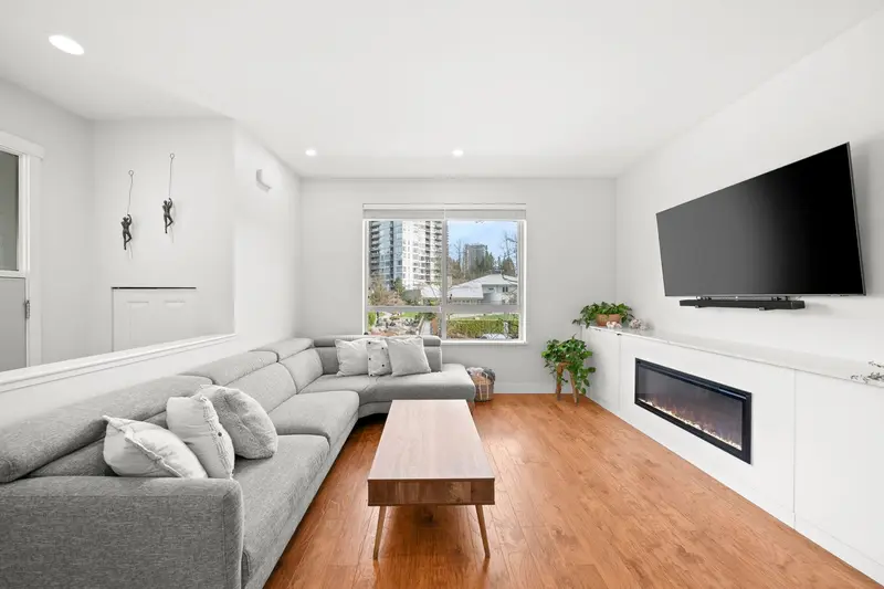 1 301 KLAHANIE DRIVE - photo 3 of 25