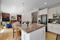 3558 149A STREET - thumbnail 11