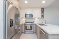 312 14022 NORTH BLUFF ROAD - thumbnail 8