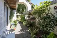 4 12975 17 AVENUE - thumbnail 2