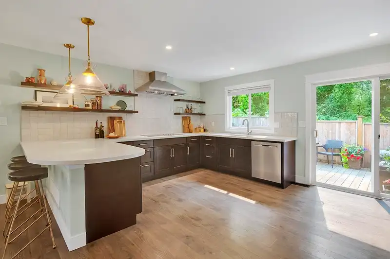 104 1744 128 STREET - photo 4 of 25