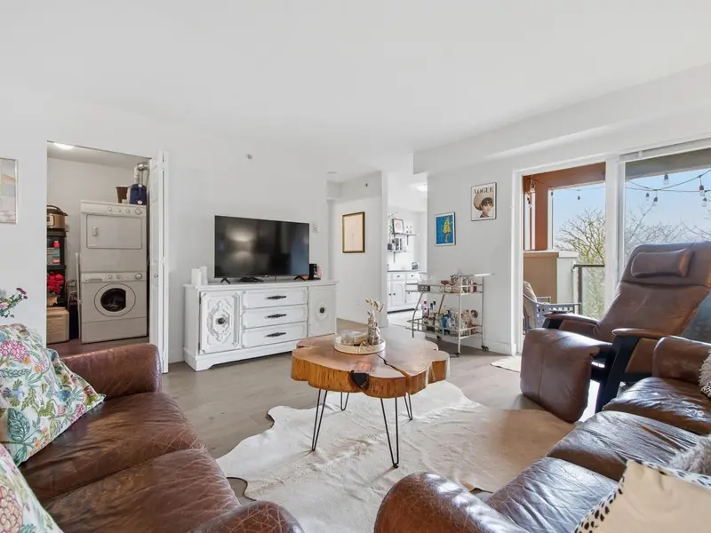 1414 248 SHERBROOKE STREET - photo 3 of 25