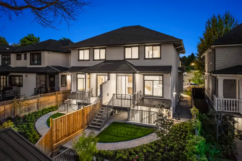 2455 W 10TH AVENUE - photo 3 of 25