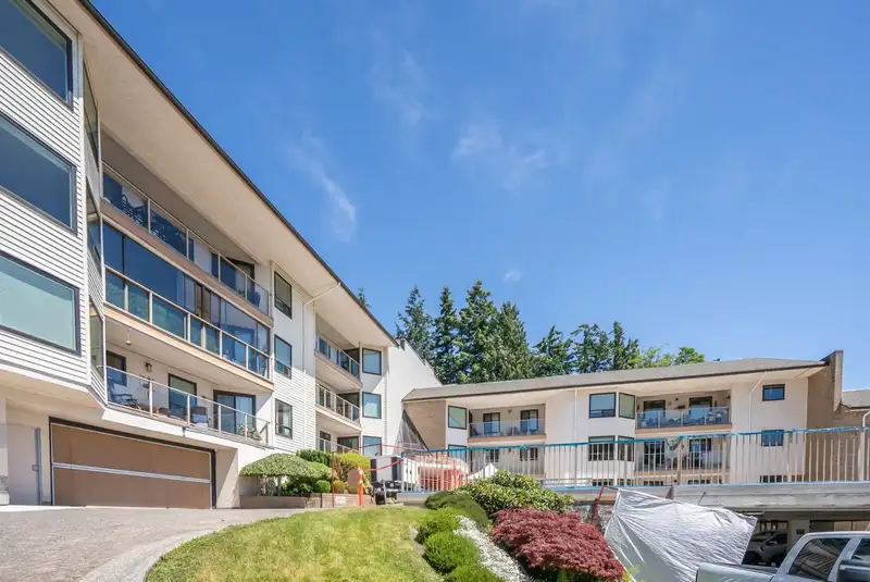 309 1350 VIDAL STREET - photo 1 of 32