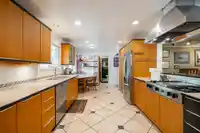 13937 35A AVENUE - thumbnail 8