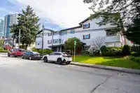 204 1390 MARTIN STREET - thumbnail 2