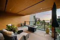 413 14855 THRIFT AVENUE - thumbnail 1