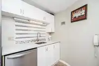 502 15111 RUSSELL AVENUE - thumbnail 7