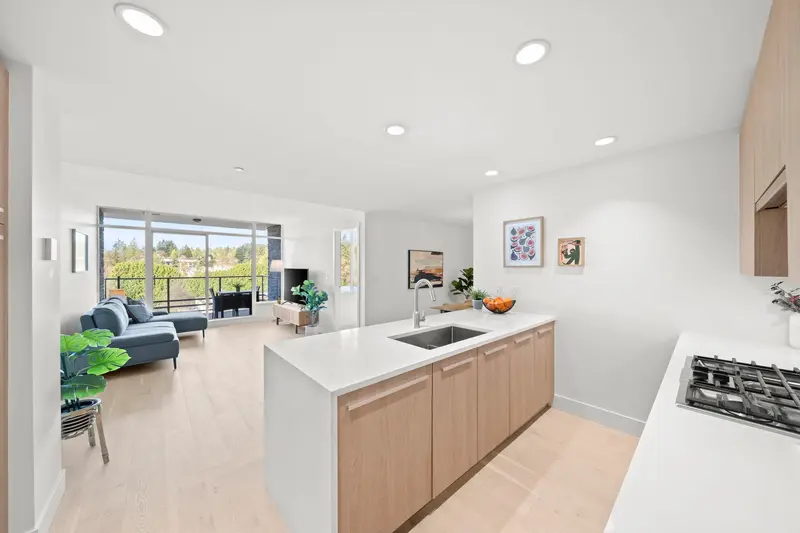 404 1210 E 27TH STREET - photo 1 of 25