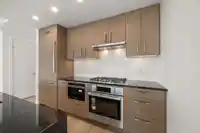 409 1588 JOHNSTON ROAD - thumbnail 5