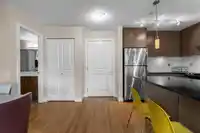 203 15745 CROYDON DRIVE - thumbnail 7